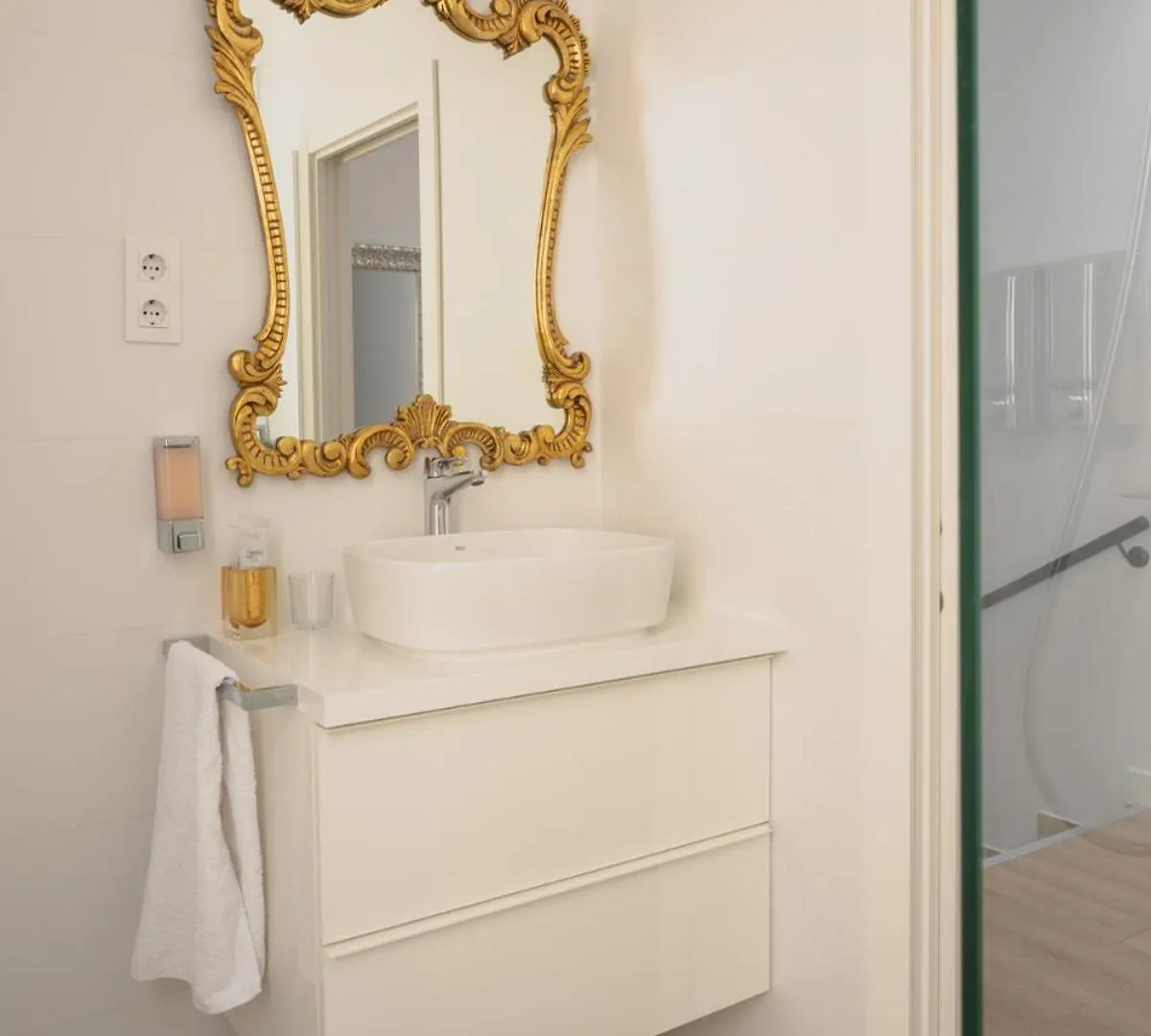 Apartamento Villa Conde L'Hospitalet de Llobregat España